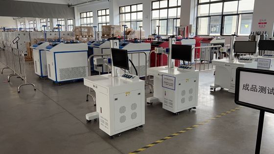 Máquina de solda a laser de fibra portátil 1000W 1500W 2000W 3000W para lojas de alimentos e bebidas